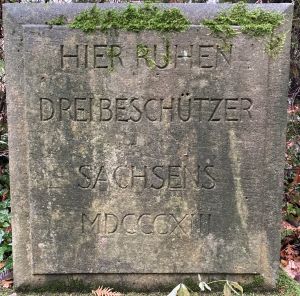 Grab 1813 Schmochtitz 1.jpg